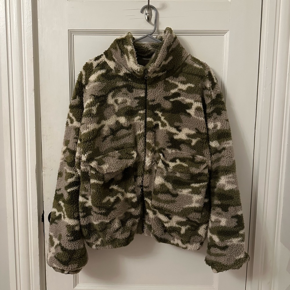 Altar’d State camo zip up fleece
